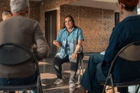 Los centros de día ofrecen apoyo continuo con foco en la salud mental