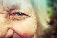 El bienestar psicológico y emocional en la tercera edad. Una de cada cinco personas mayores en España sufre soledad no deseada