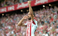 El Athletic golea en San Mamés y se mete en el 'play-off' de la Liga Europa