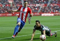 El Sporting priva al Granada del liderato y se acerca a los 'playoffs'