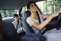 Consejos para aumentar la seguridad de los niños en los viajes en coche