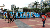 Recorriendo el gran malecón de Guayaquil