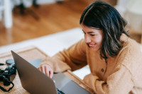 Con sede en Madrid, Gestiones24 ofrece soluciones digitales para certificados y otros trámites en toda España