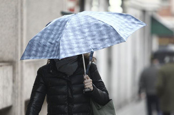 La alerta por lluvias, tormentas, viento u oleaje llega a nueve provincias