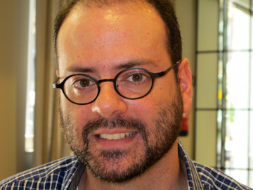 «Pretendo que la gente identifique una novela mía por el estilo»