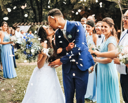 ​De un amor de verano al altar: cuatro de cada diez parejas que se casan se conocen en verano
