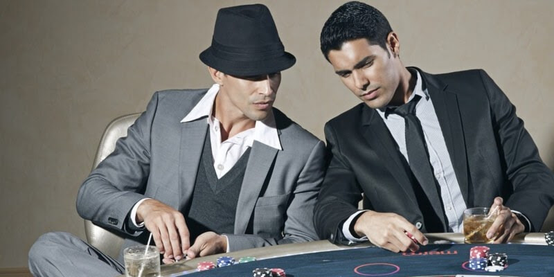 La guía definitiva de código de vestimenta y de comportamiento en casinos