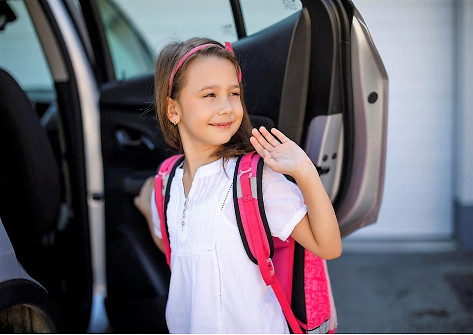 Vuelta al cole: cinco aspectos obligatorios para que los niños viajen de  forma segura en el coche