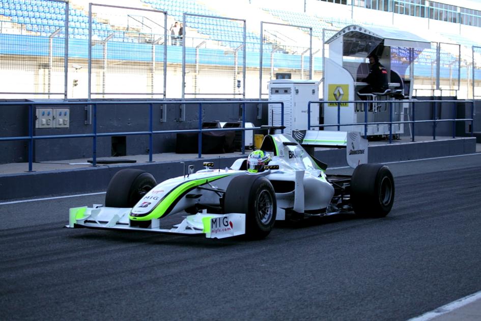 El Brawn en la línea de boxes (Jesús Mendoza ©)