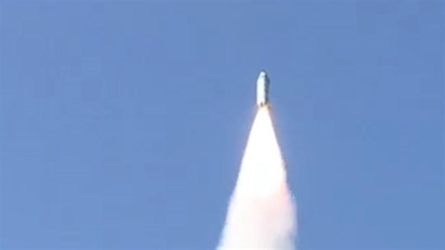 30081