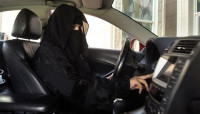 Arabia Saudí concede el permiso de conducir a diez mujeres en un simbólico gesto a favor de la igualdad
