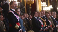 Felipe VI rinde homenaje a Don Juan Carlos