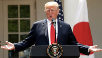 Trump dice que podría firmar un acuerdo de paz sobre Corea durante su reunión con Kim