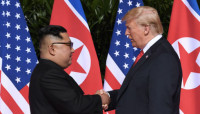 Trump y Kim mantienen un histórico encuentro en Singapur