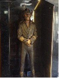 Lemmy Kilmister ya tiene su estatua en el Rainbow