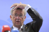 Dimite Jean-Claude Juncker tras el escándalo de corrupción