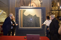 ​La Catedral de Palencia presenta la restauración de un «singular» tejido medieval que envolvía una reliquia de la seo