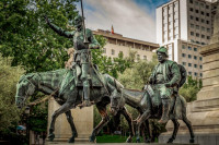 El homenaje al poeta José Hierro y la lectura del Quijote, entre las propuestas por el Día del Libro