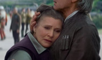 Carrie Fisher, hospitalizada tras sufrir un infarto en pleno vuelo