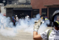 Dos muertos por los disturbios en las manifestaciones opositoras en Venezuela