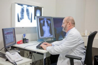 Aunque aumenta la detección precoz de cáncer de pulmón, el 80% se diagnostica en fase avanzada