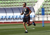 Luis Enrique recurre a la Sub-21 en su primer entrenamiento