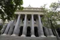 El Ibex 35 abre con una caída del 1,5% y pierde los 6.600 ante las nuevas tensiones entre EE.UU. y China