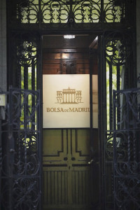 El Ibex 35 despierta con una subida del 0,6% y defiende los 7.200 pendiente de EE.UU.