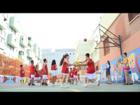 Más de 300 niños en riesgo de exclusión social disfrutan del baloncesto