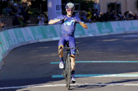 ​¡Enric Mas, memorable triunfo en el Giro dell'Emilia!