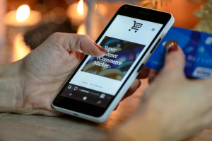 ​IA y comercio electrónico: el 71% de los españoles quieren notificaciones en tiempo real