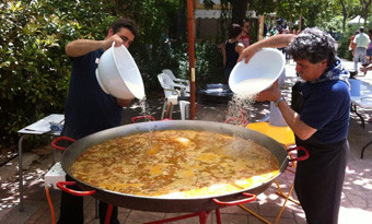 14may12paellas1