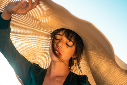 Piel radiante y fresca: cómo lograr un maquillaje natural que desafíe el calor del verano