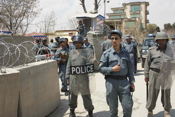 ataques, guerra, kabul, parlamento