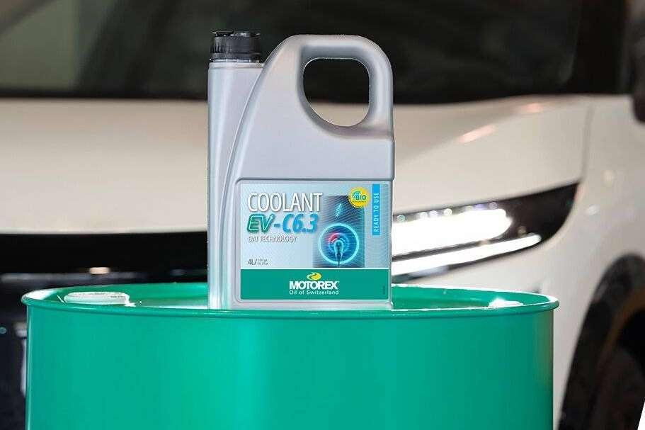  Nueva gama de refrigerantes biodegradables MOTOREX para vehículos eléctricos 