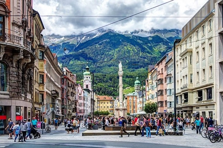 CALLE Y MONTAu00d1AS INNSBRUCK