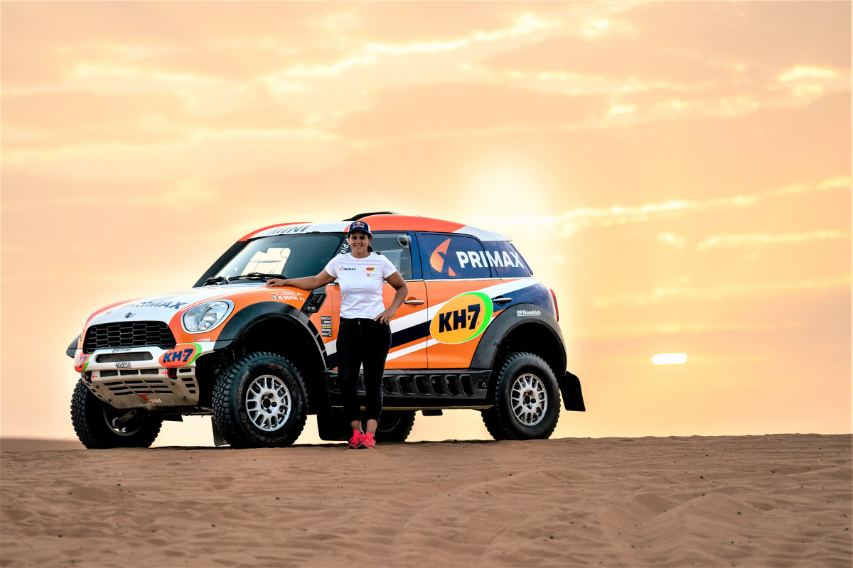 Laia Sanz KH7 Dakar Auto 3