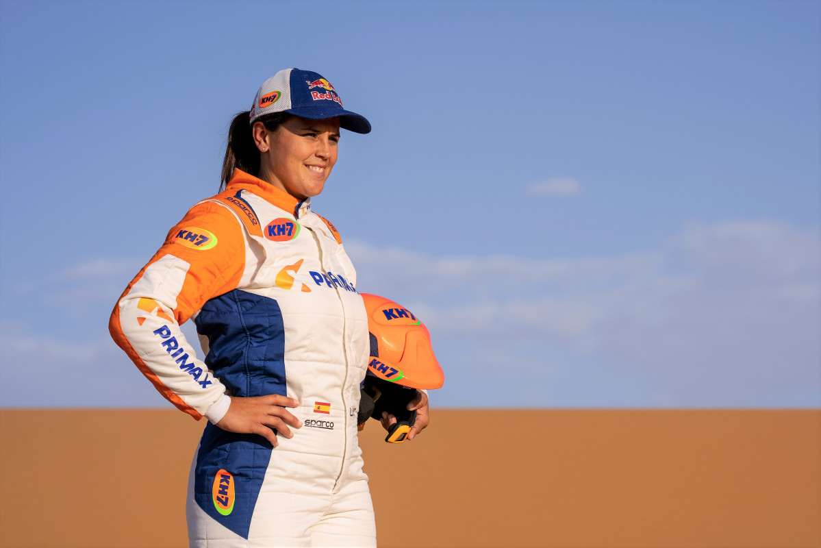 Laia Sanz KH7 Dakar Auto 5