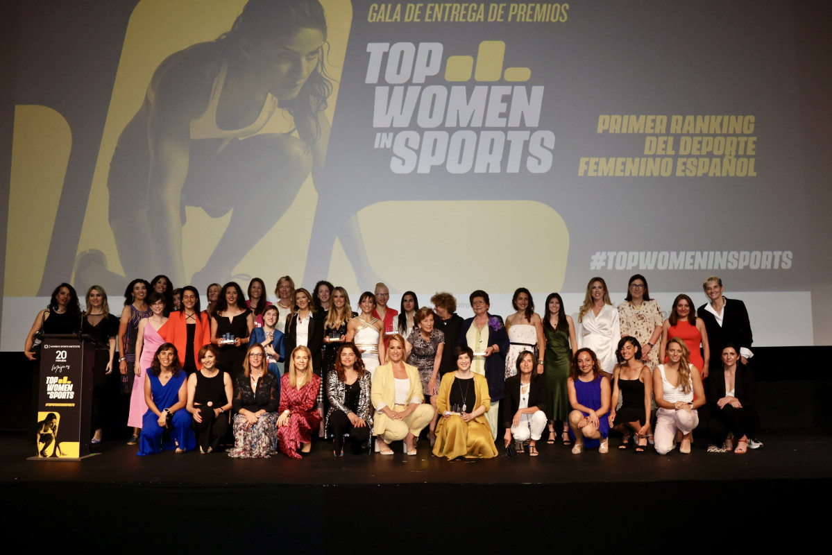 Foto familia gala de entrega de premios TOP WOMEN IN SPORTS