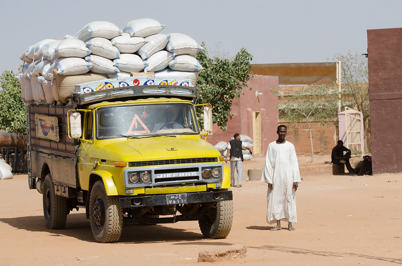 Alimentos camion ppobres BM