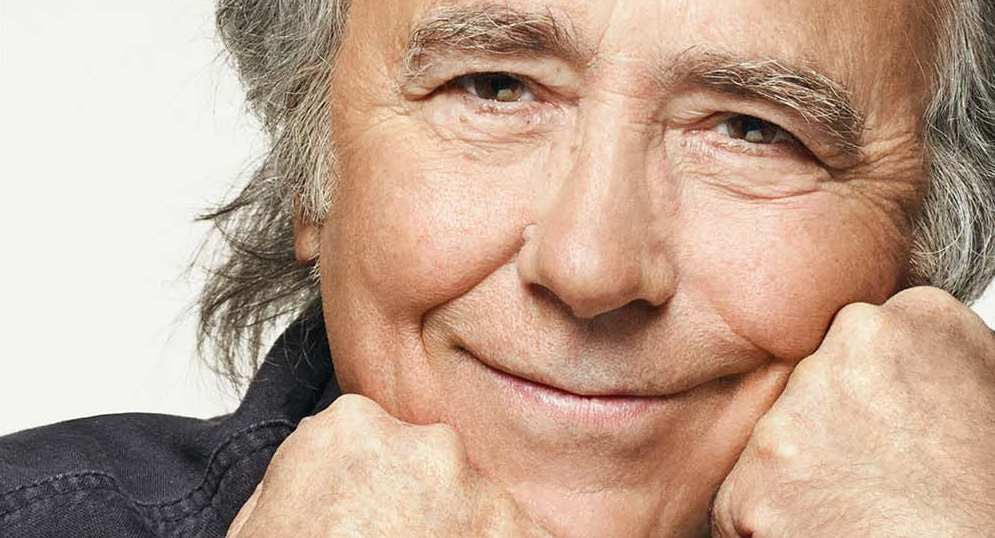 SERRAT Y SU ENORME SONRISA