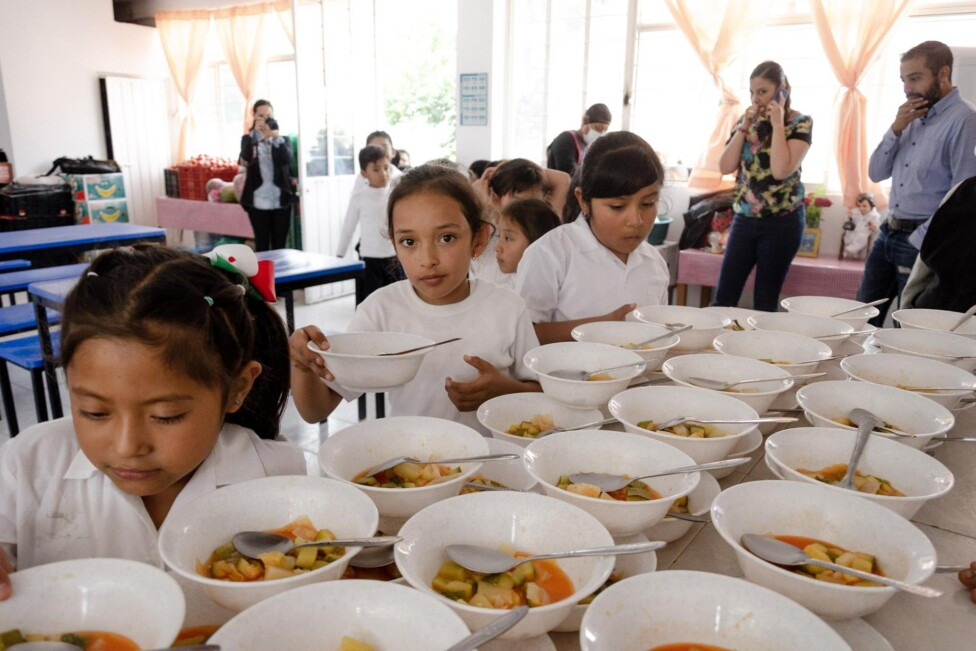 Ninos comedor Mex Balam ha Carrillo Unicef