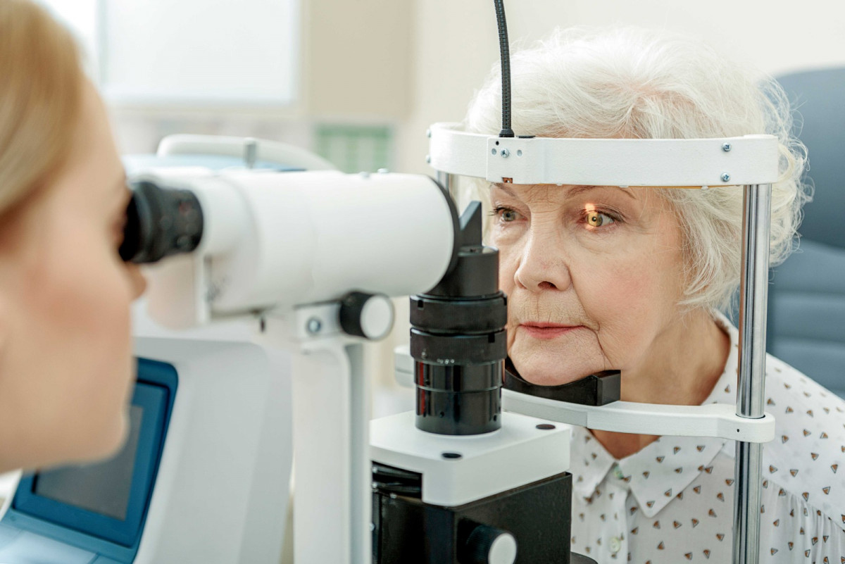 El glaucoma es una lesión irreversible del nervio óptico cuya causa más relevante es una elevada presión intraocular