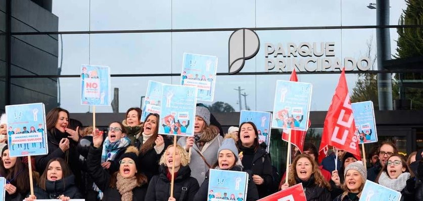 Concentración de trabajadores de Primark en Asturias