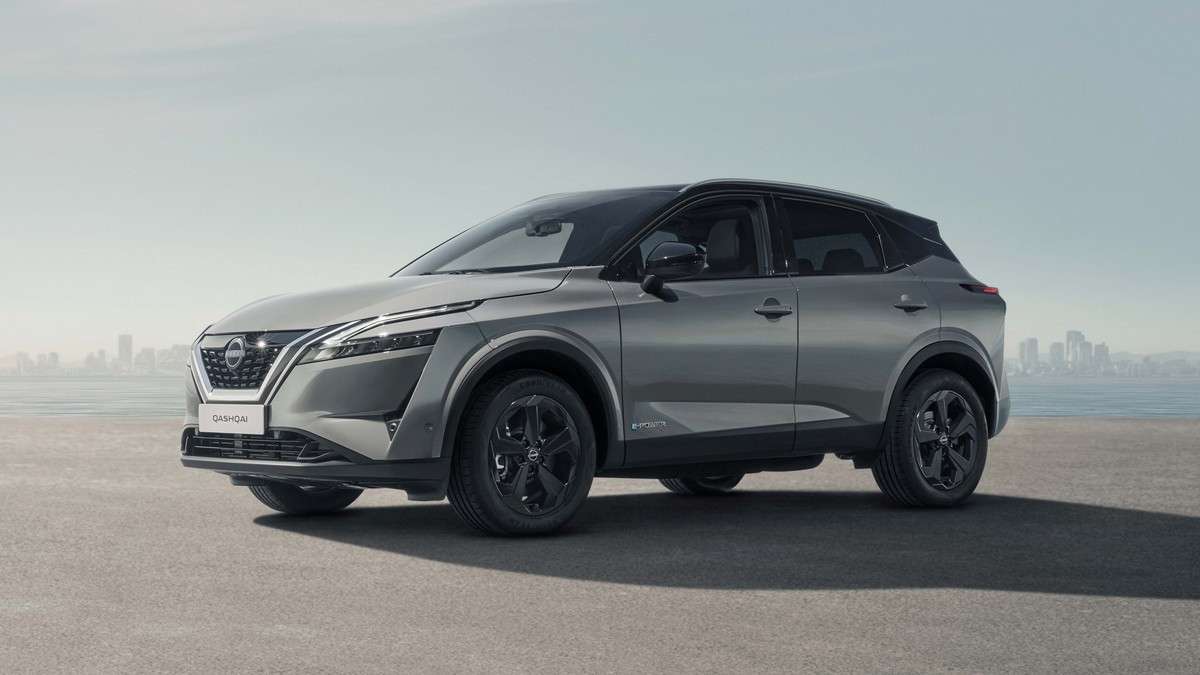 Qashqai Black (2)