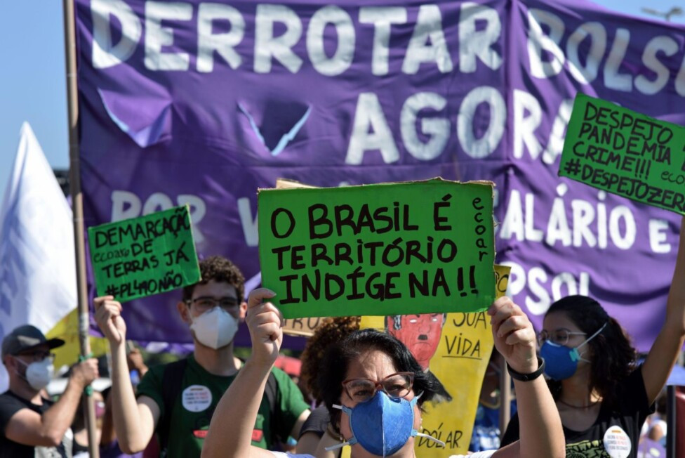 Protesta en contra Jair Bolsonaro Brasil  Cintia Erdens Paiva Alamy 2G7ATBC 1400x935 1