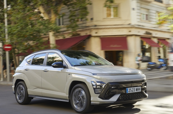 Hyundai KONA 4