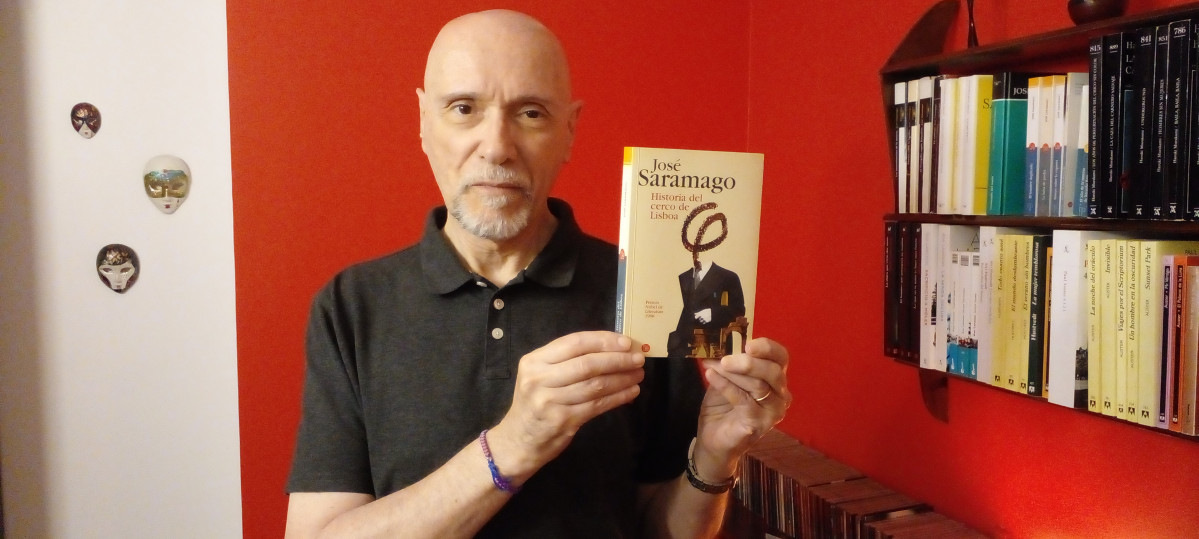 32 Rolando Revagliatti en marzo 2023 SARAMAGO HISTORIA DEL CERCO DE LISBOA Foto Flavia Revagliatti