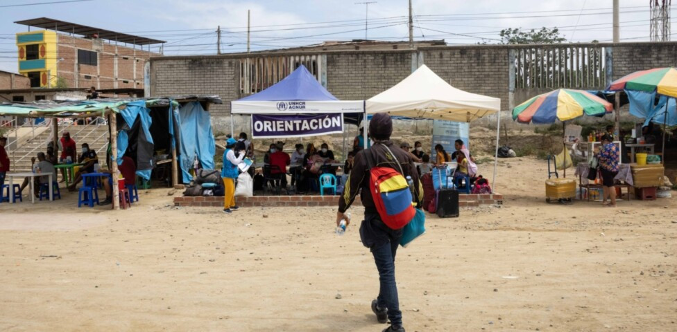 Migrantes venezolanoa centro de informacion en Peru Fernanda Pineda AI