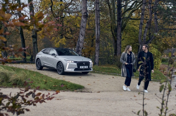 DS 4 Hybrid 1